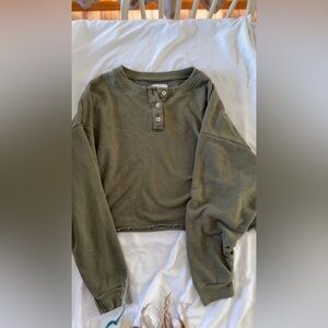 American Eagle Outfitters Olive Green Cropped Henley Sweatshirt